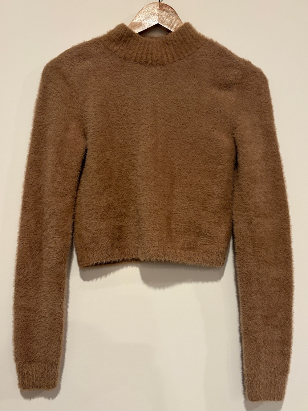 Hollister Medium Brown Fuzzy Eyelash Knit Mock Neck Cropped Sweater Long Sleeve